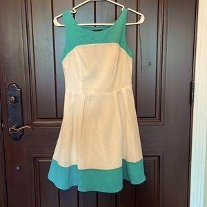 EUC Cals Teal and White Dress
